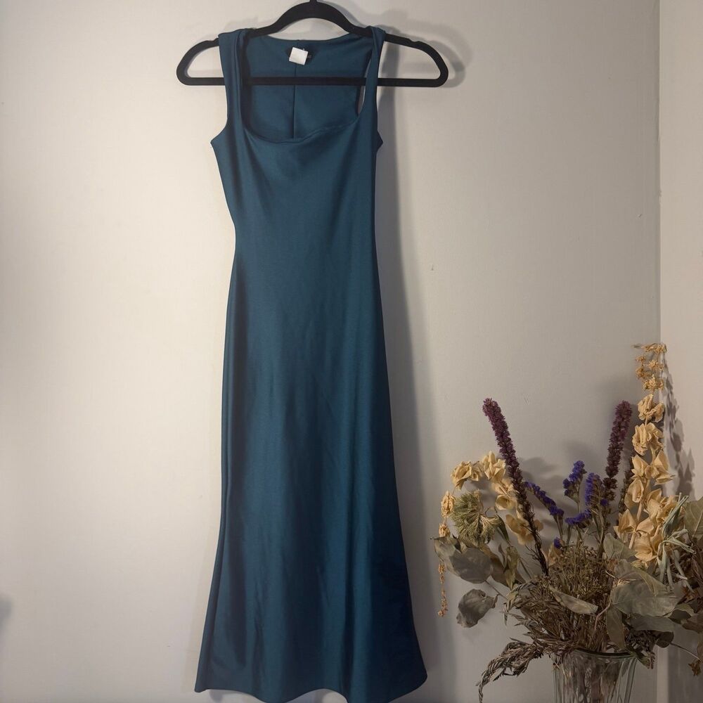 Windsor Iconic Presence Sleeveless Midi Dress, women’s XS